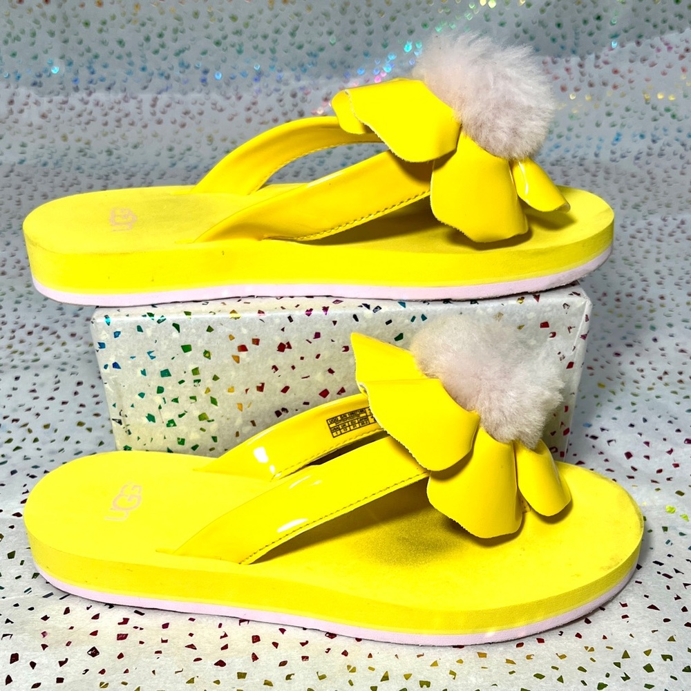 UGG Kids K Poppy Flip-Flop Sz 1